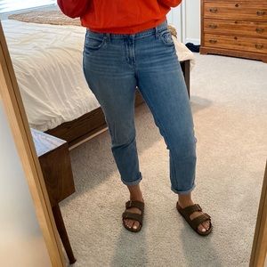 Mid-Rise Boyfriend Straight Jeans